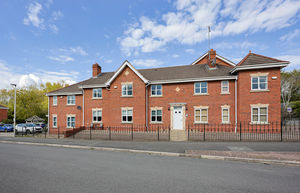 Photo 1- click for photo gallery